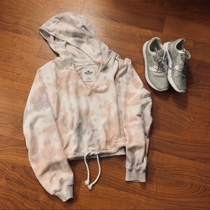 HOLLISTER Crop hoodie